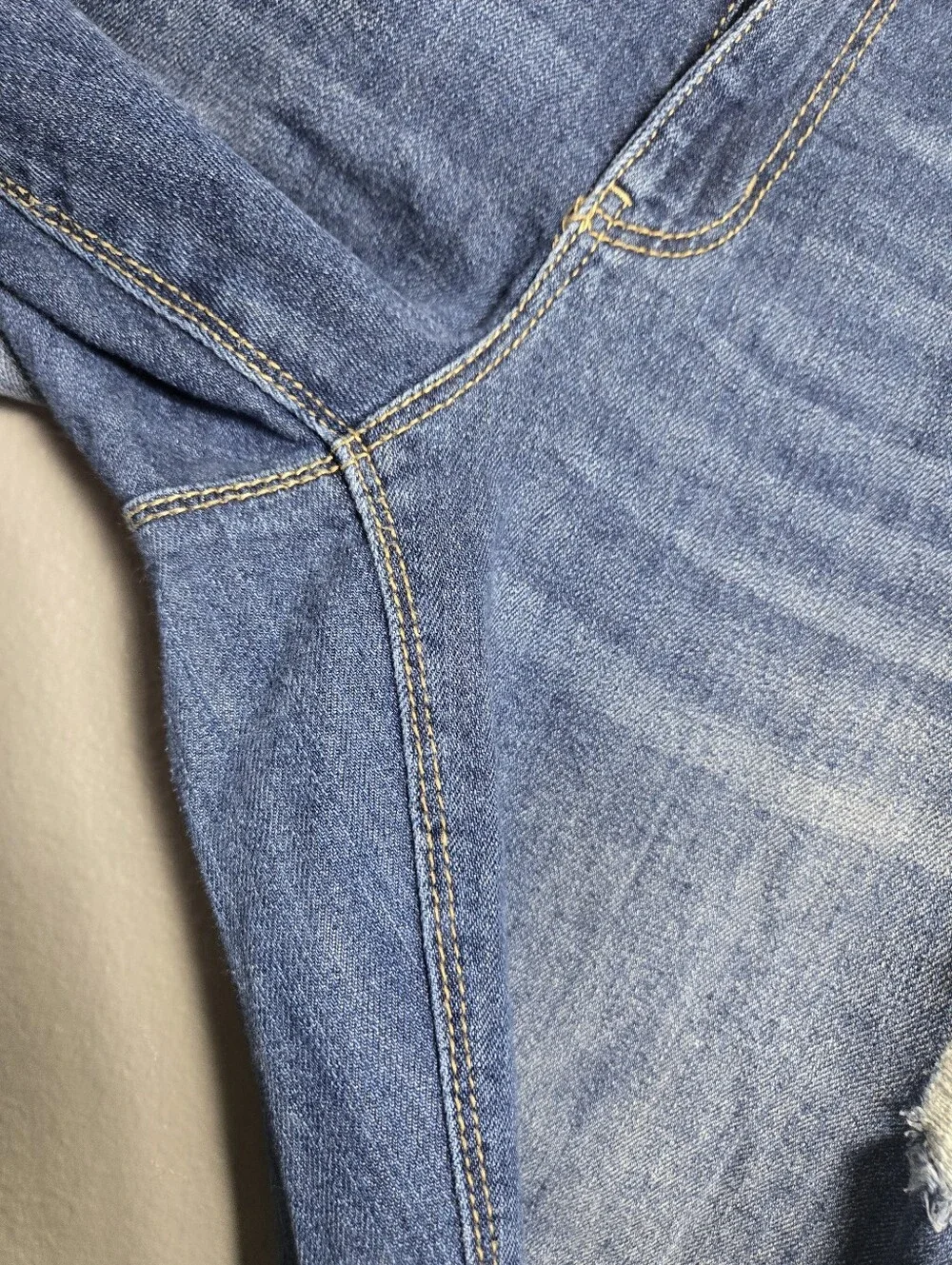 C Est 1946 Midrise Ankle Crop Jeans Size 14